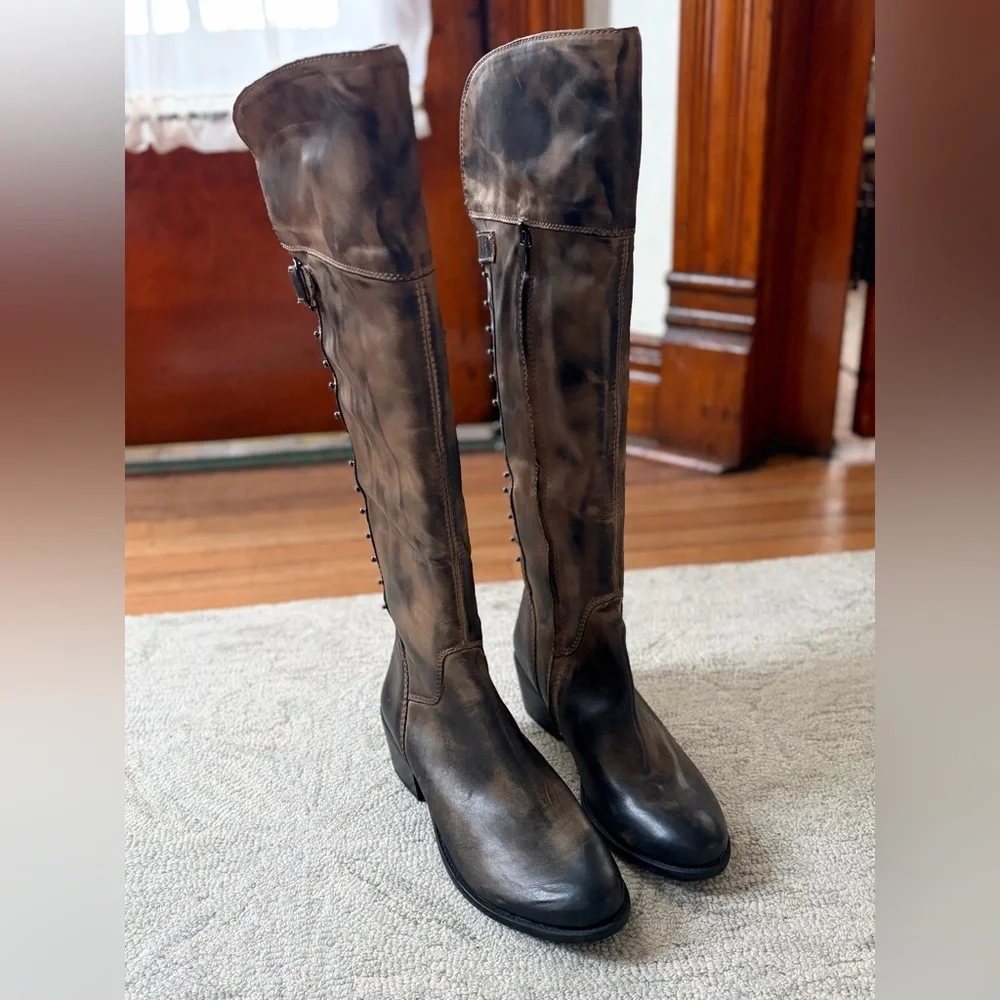 Vince Camuto NWOT Distressed Studded Leather Knee High Boots 11B
